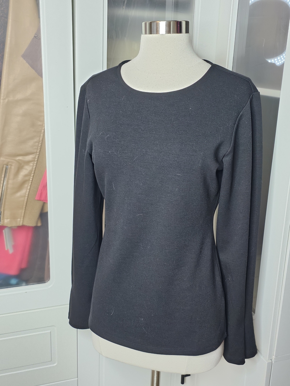 Nordstroms Classic Black Long-Sleeve Women's Top